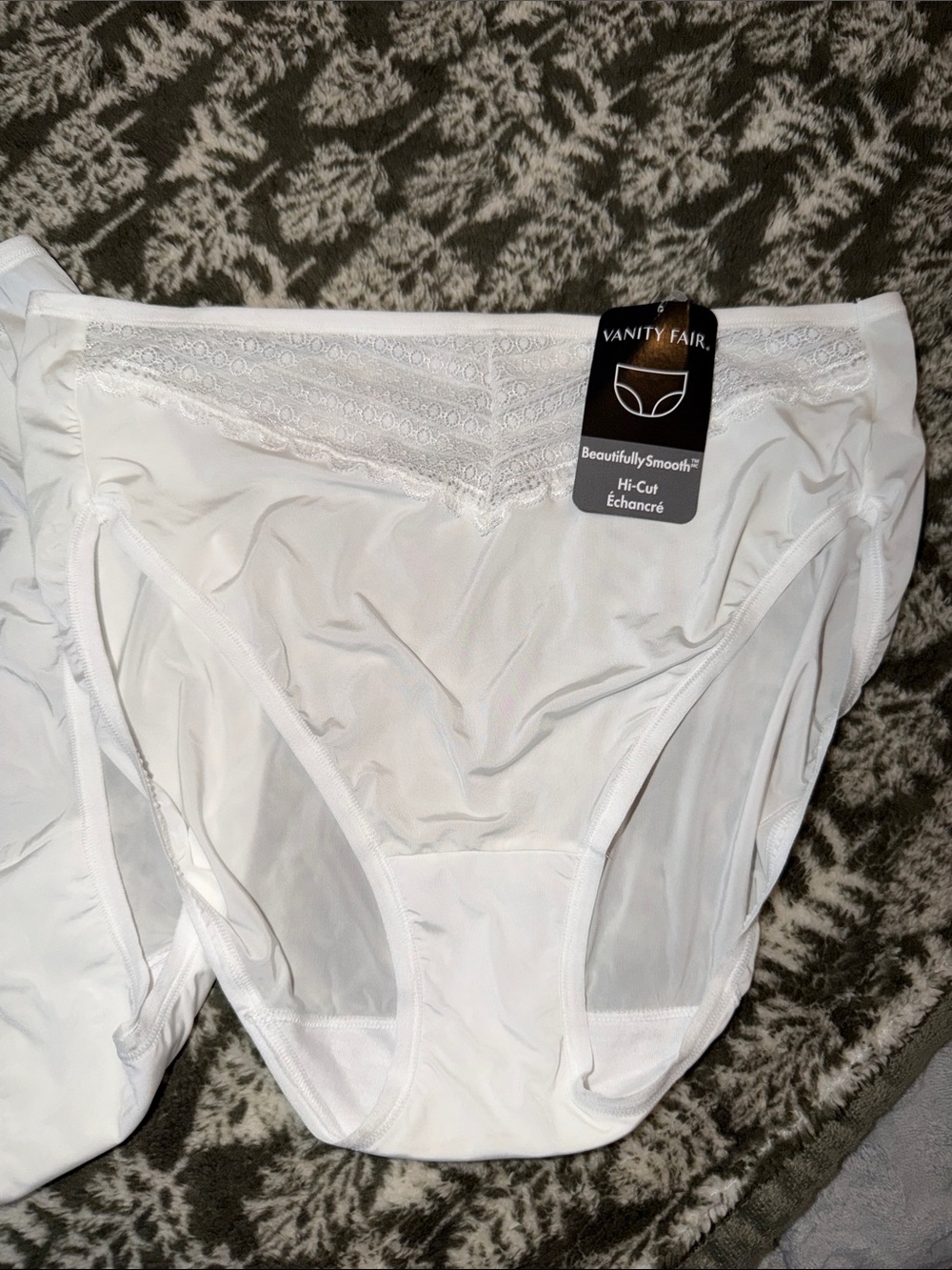 Vanity Fair White Lace-Trim Full Coverage Briefs - Two-Pack - Picture 3 of 6